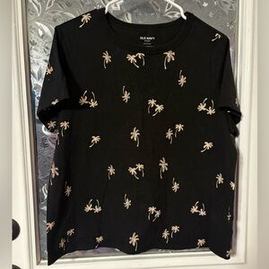 Old Navy Black Tee with Tan Palm Design